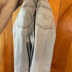 Levi light denim jeans